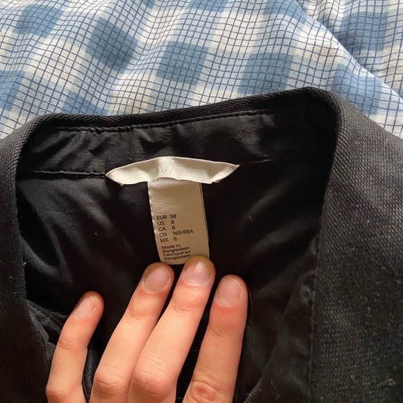 H&M Button down - Picture 2 of 2